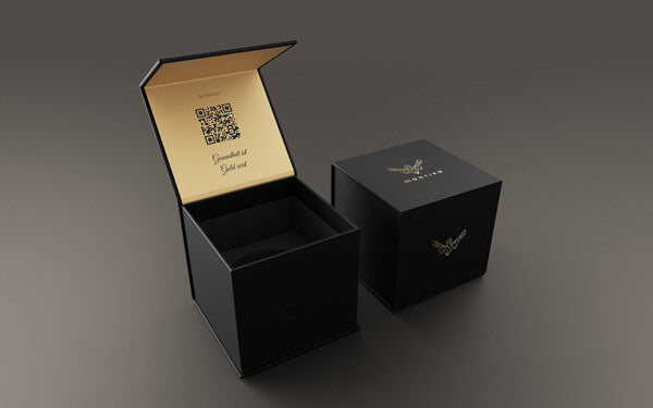 Elegante Box mit Magnetverschluss und edler Prägung in gold für eine luxuriöse Präsentation.